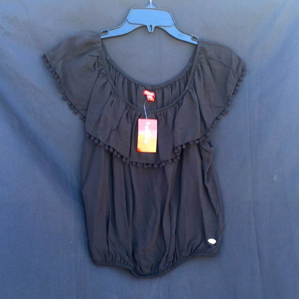 Guess Off Shoulder Crop NWT